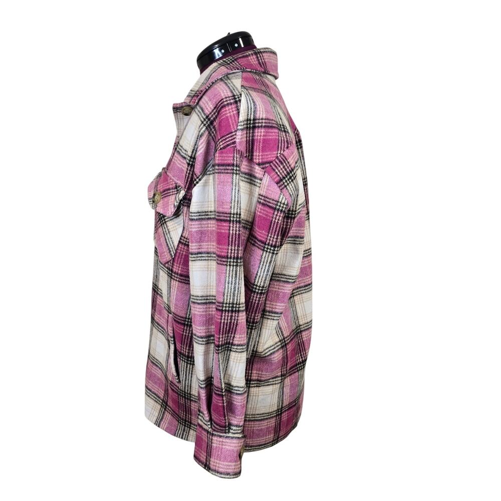 Women's New Fashion Pink Plaid Flannel Oversized Shacket | Size Small - Picture 2 of 9